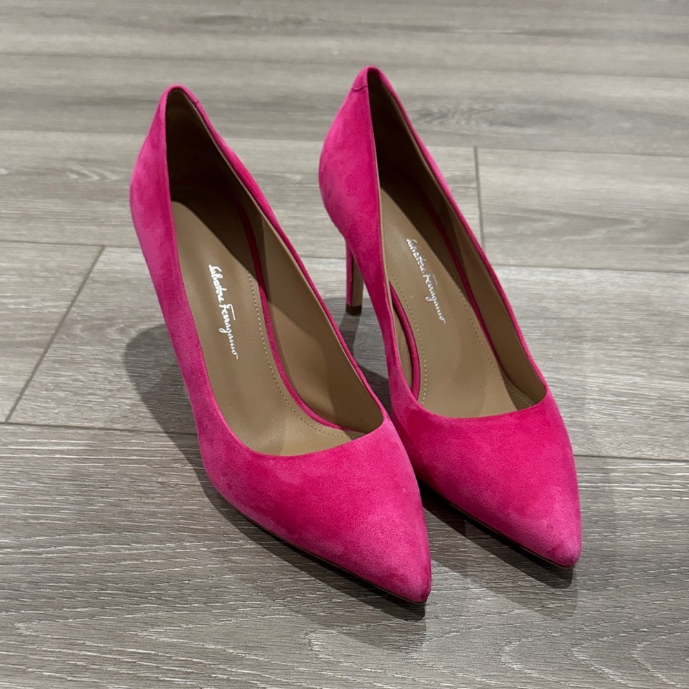 Salvador Ferragamo Women's Pumps